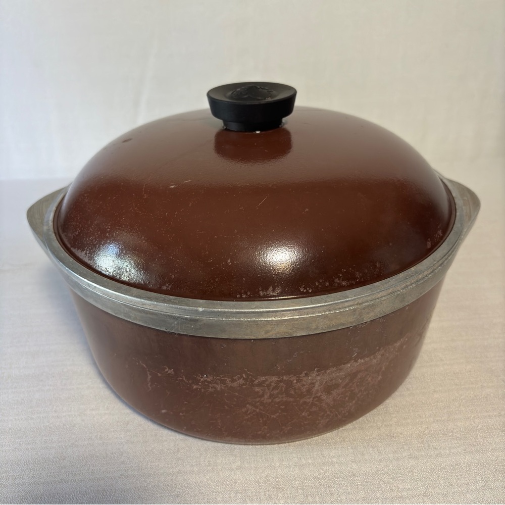 VTG CLUB Aluminum Dutch oven Roaster Brown With lid